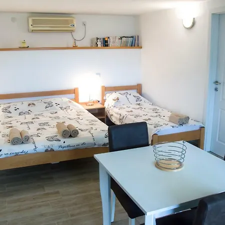 Studio Jelic No6 Apartment