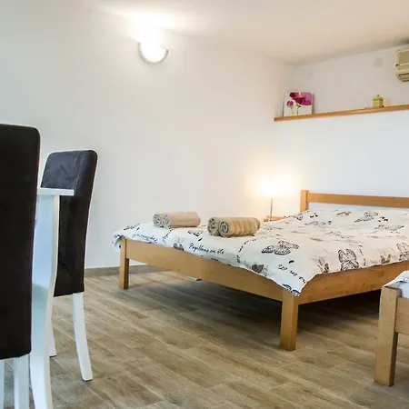 Studio Jelic No6 Appartement Podgorica